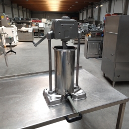 Manual filler 